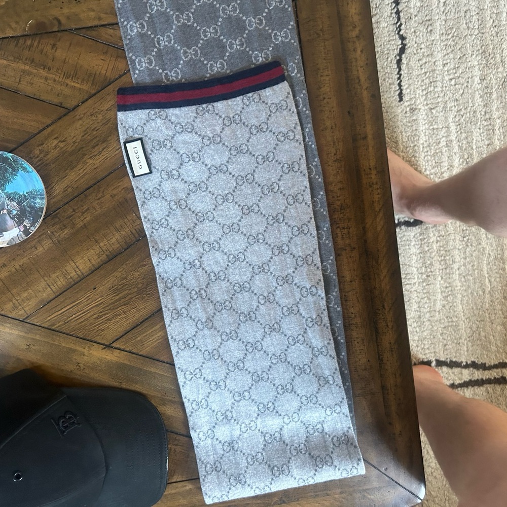 Gucci scarf - Picture 2 of 3